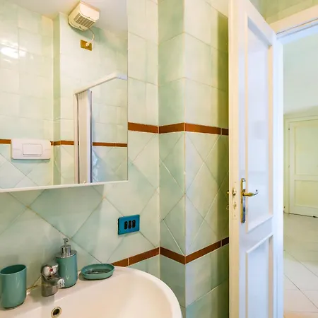 Heavenly Terrace By Napoliapartments Appartement