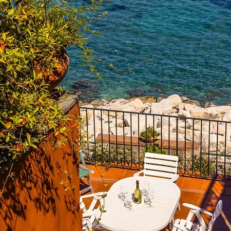 Heavenly Terrace By Napoliapartments Appartamento
